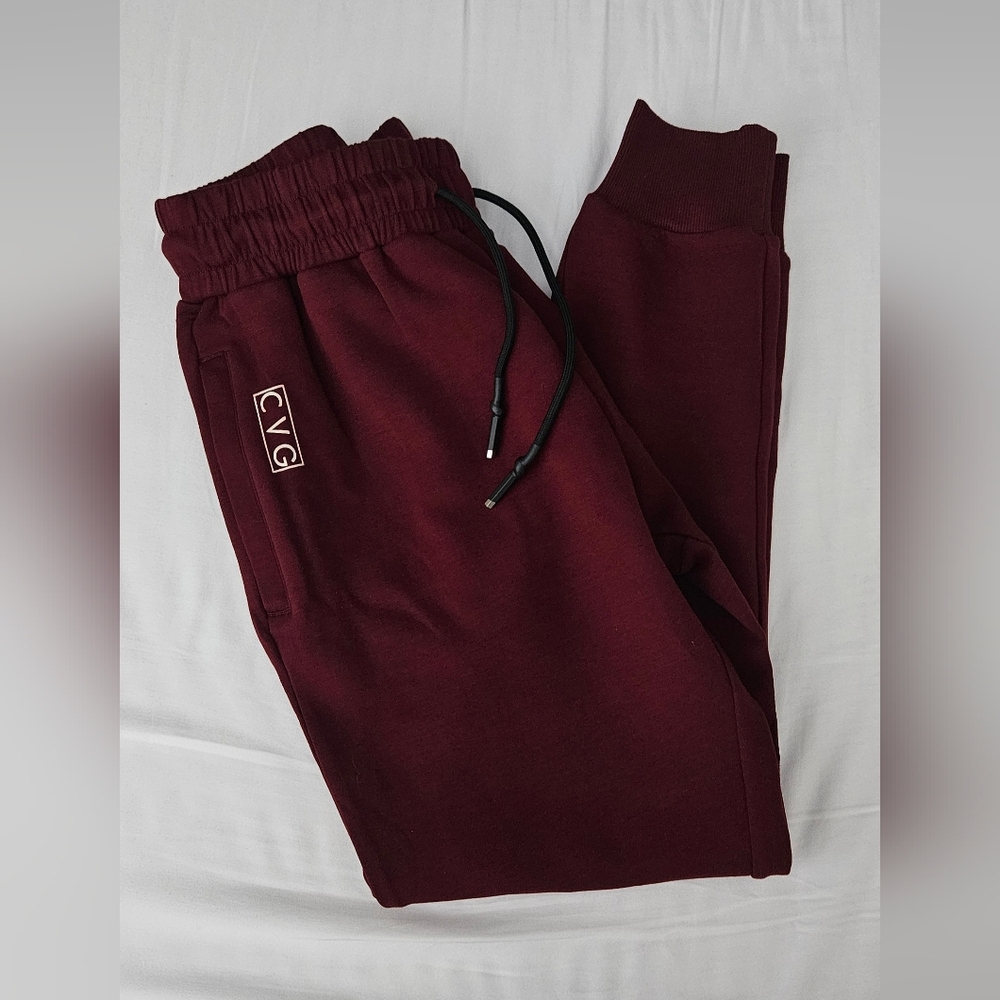 NWT CVG Beyond Joggers Maroon medium